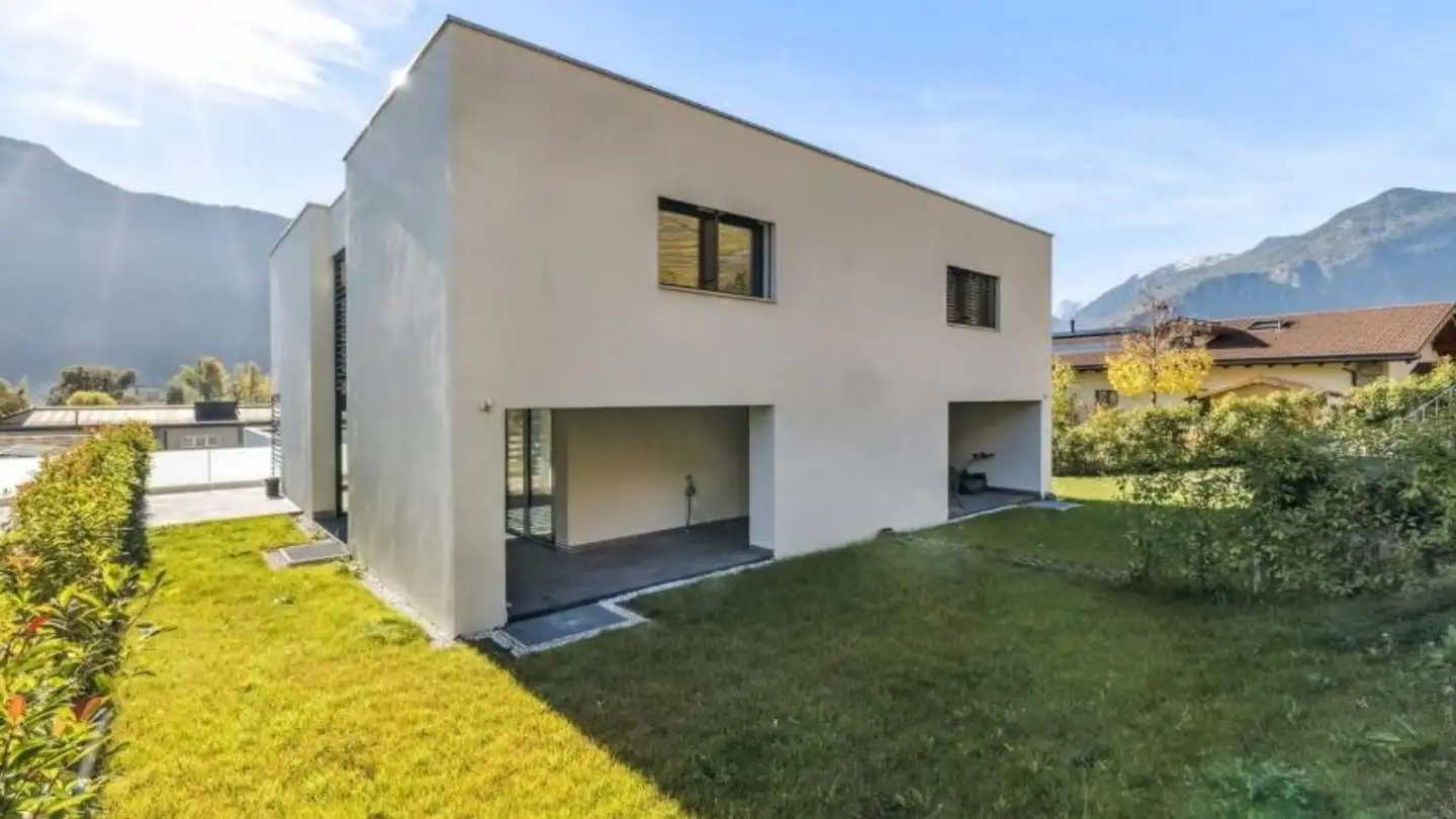 Semi-detached house for sale - 1926 Fully