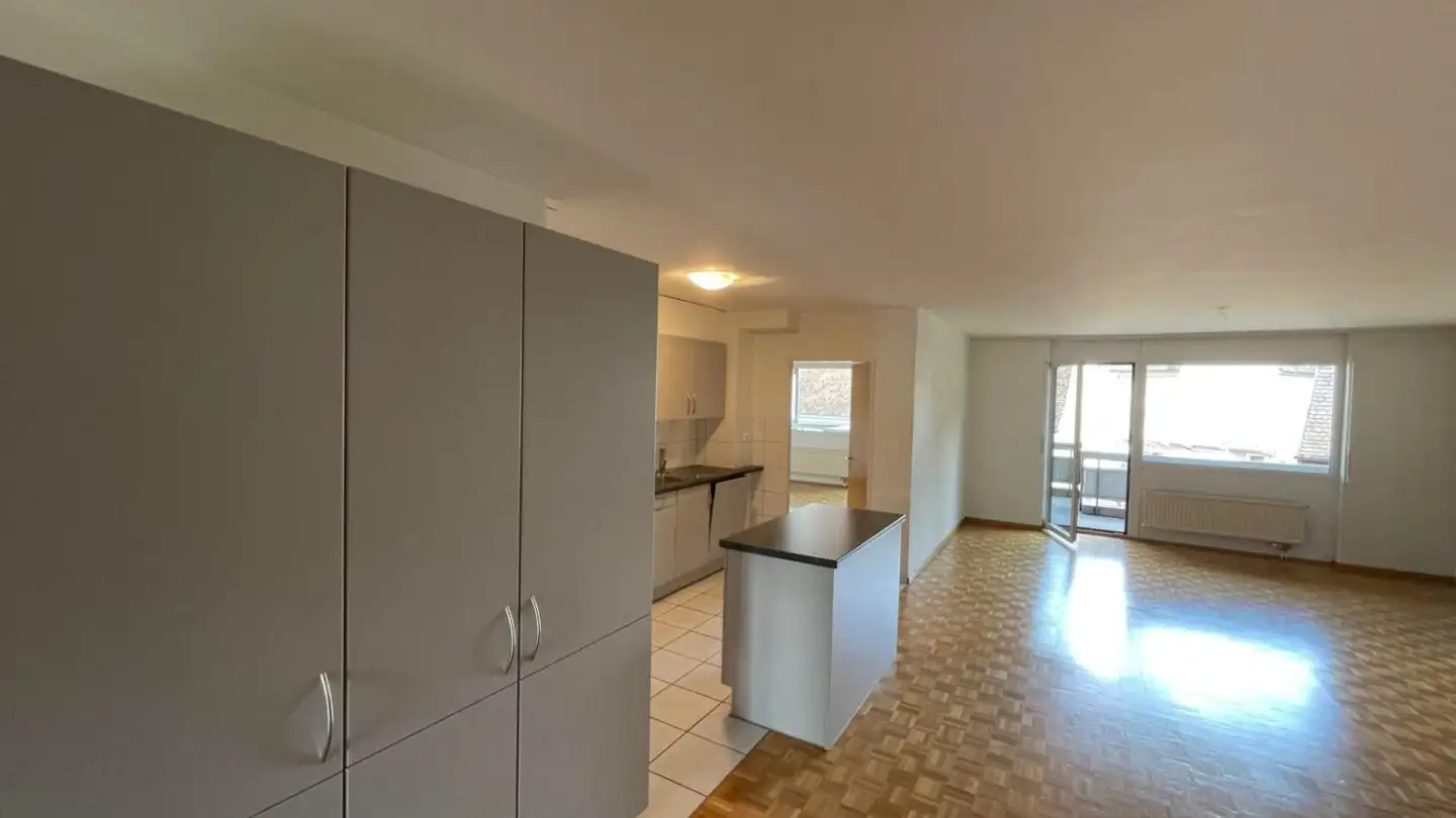 Apartment for rent - Rue De L'hôtel-De-Ville 16, 2740 Moutier - Photo 2
