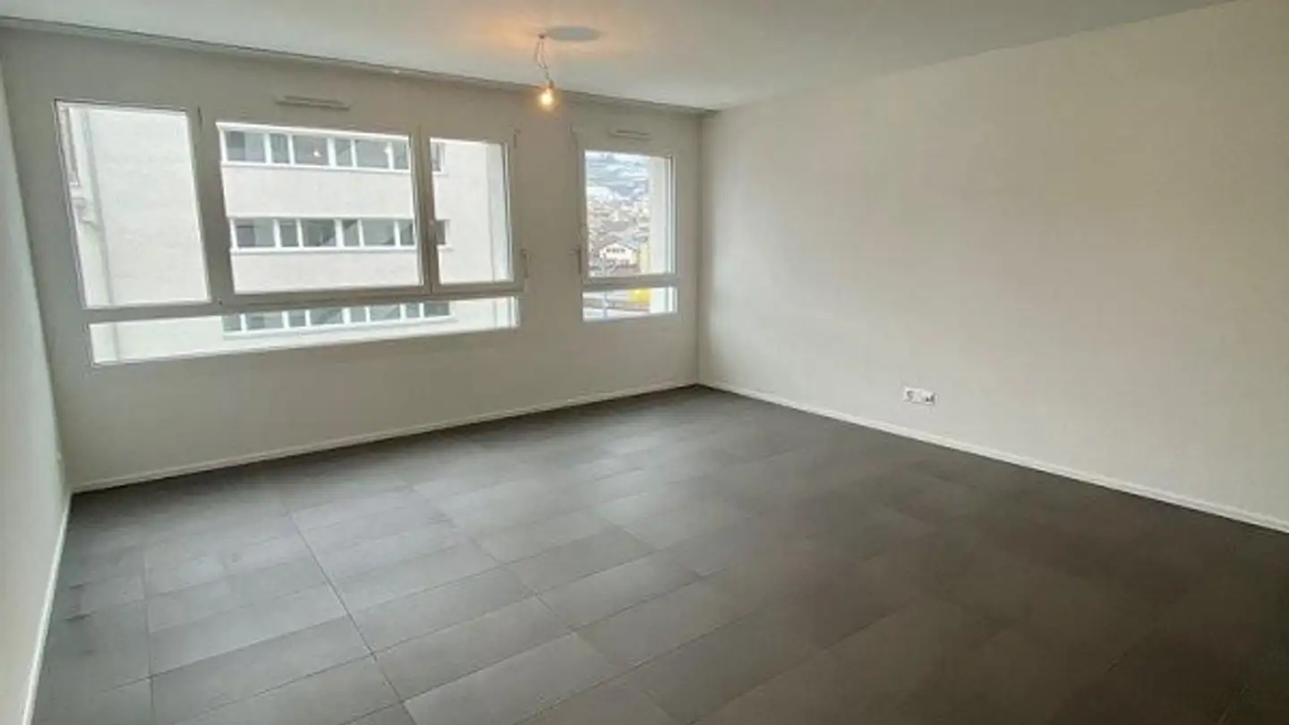 Apartment for rent - Avenue Des Platanes 10, 3960 Sierre - Photo 2