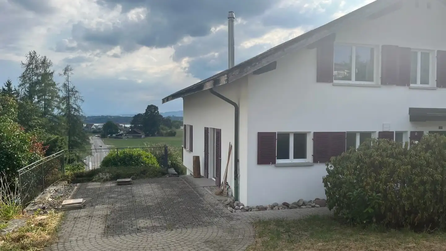 Einfamilienhaus mieten - Bergweidstrasse, 8330 Pfäffikon ZH - Foto 2