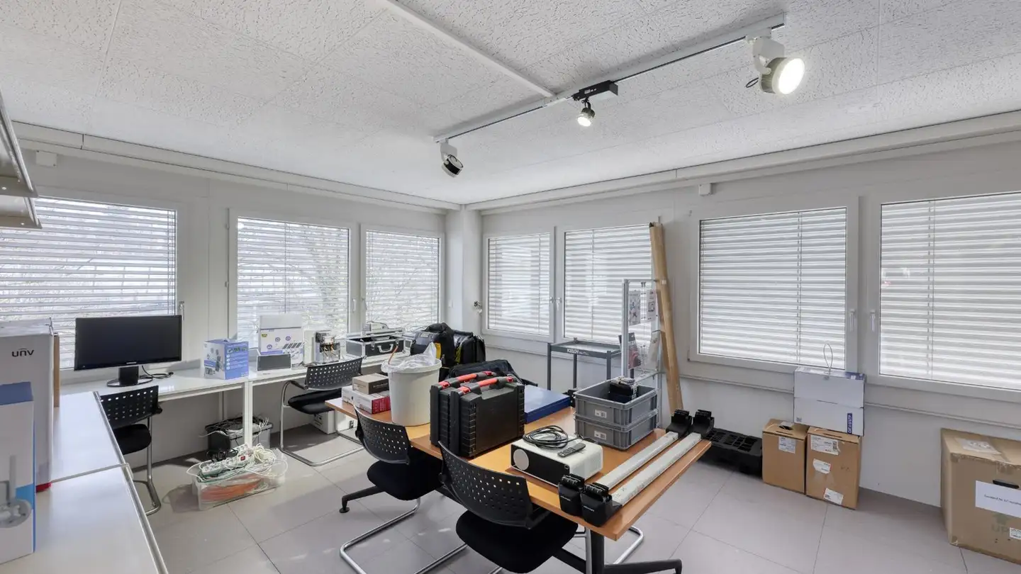 Commercial à louer - 5432 Neuenhof - Photo 2