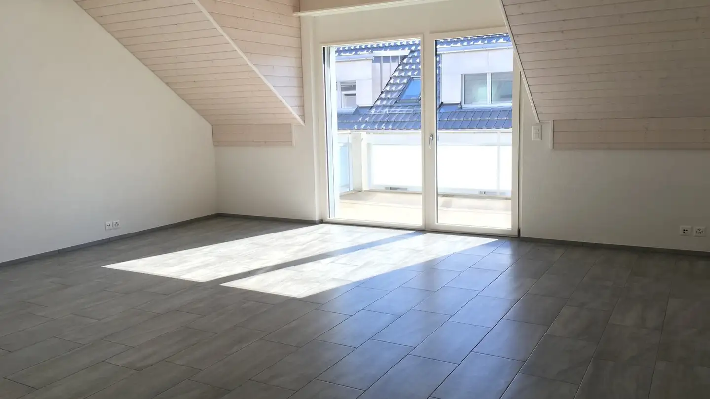 Wohnung mieten - Rotbuechstrasse 12, 8165 Schleinikon