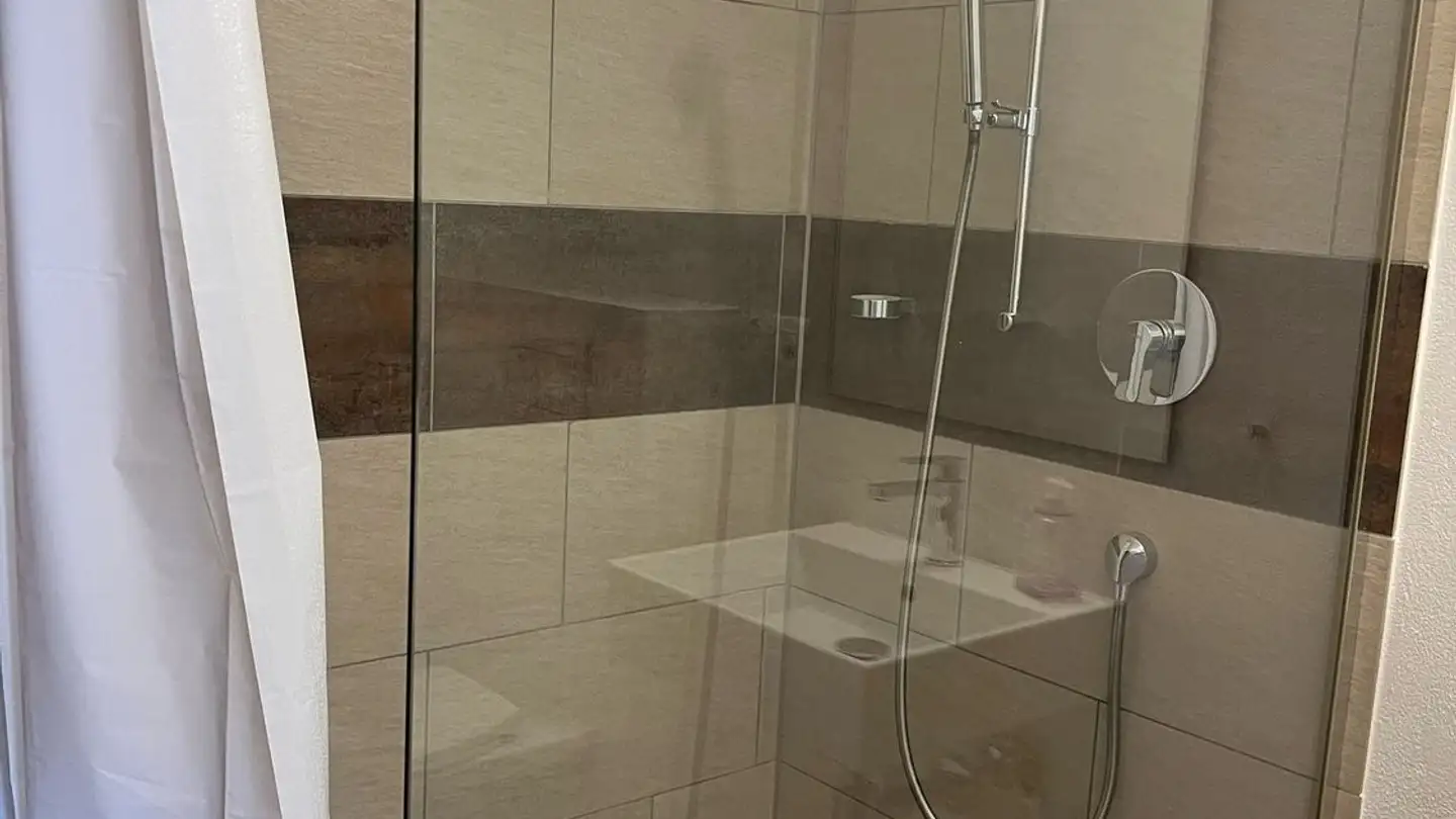 Single room for rent - Zürcherstrasse 7, 8102 Oberengstringen - Photo 3