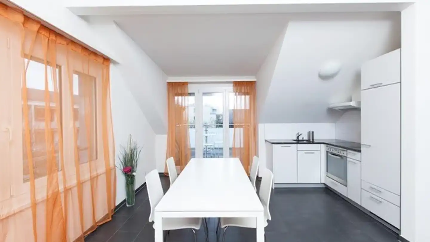 Dachgeschosswohnung mieten - Friedenstrasse 10, 8304 Wallisellen - Foto 3