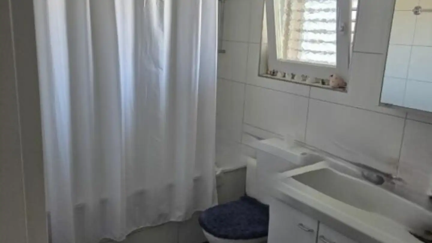 Dachgeschosswohnung mieten - Oberfeldstrasse 16, 4665 Oftringen - Foto 4