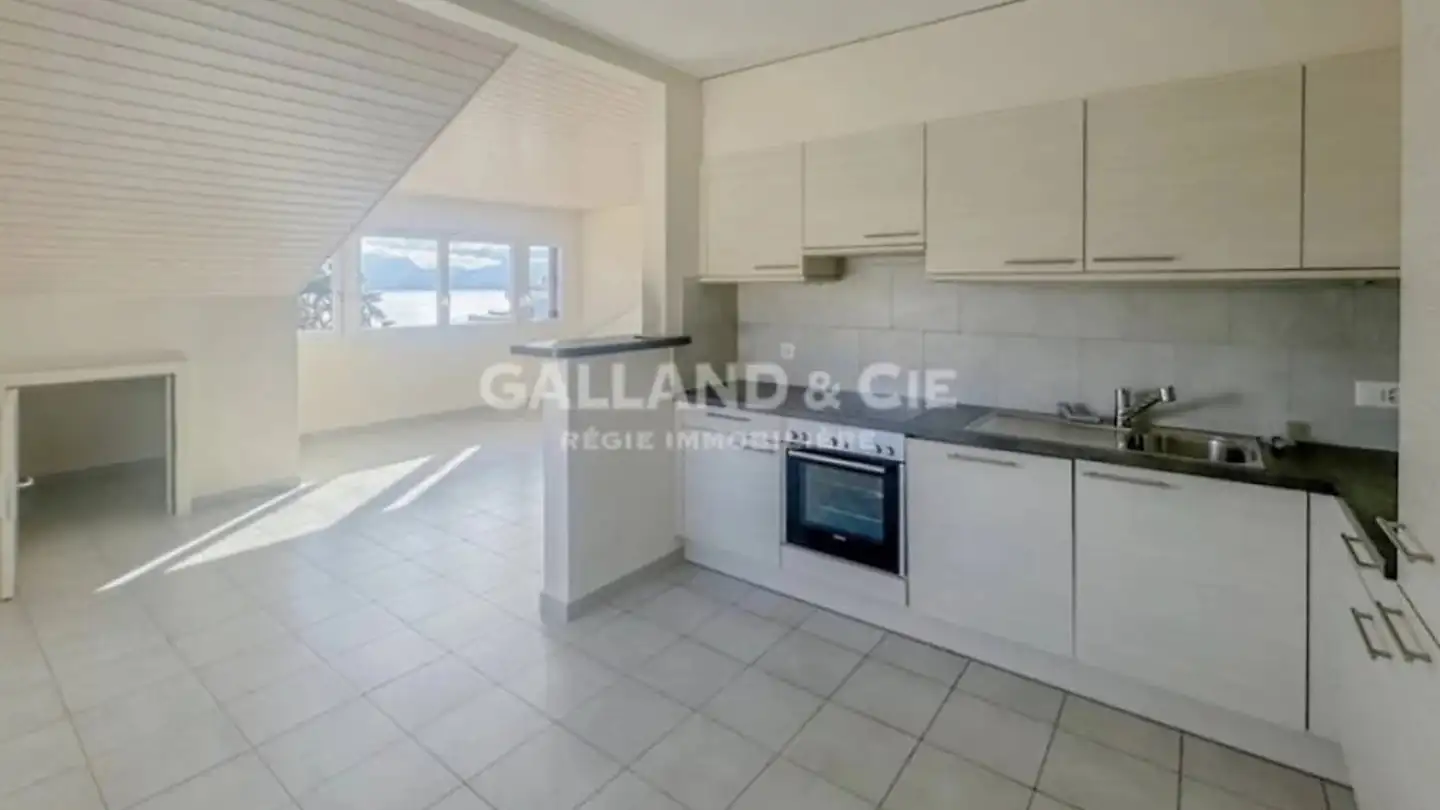 Apartment for rent - Route De La Conversion, 1095 Lutry - Photo 2