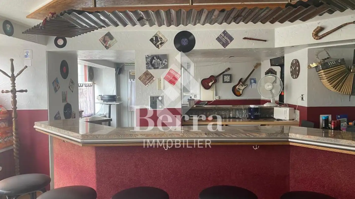 Edificio residenziale in vendita - 1907 Saxon - Foto 2