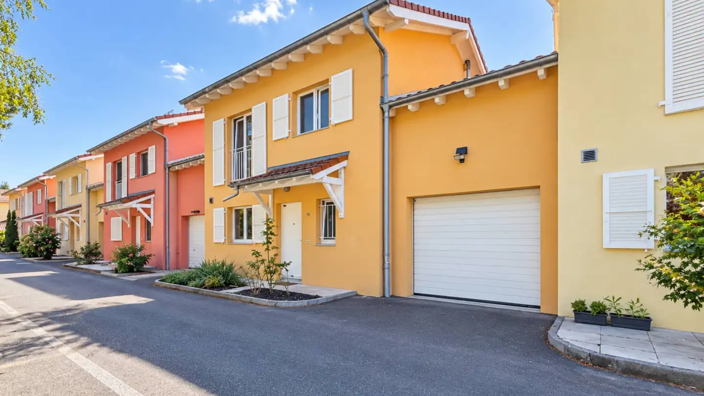 Stepped house for sale - 1226 Thônex