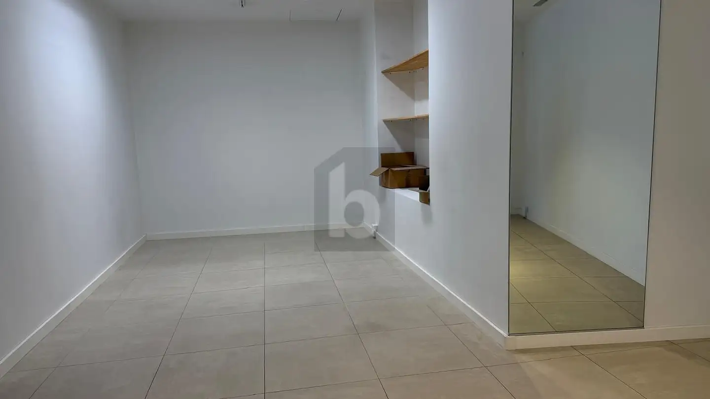 Office space for rent - 1820 Montreux