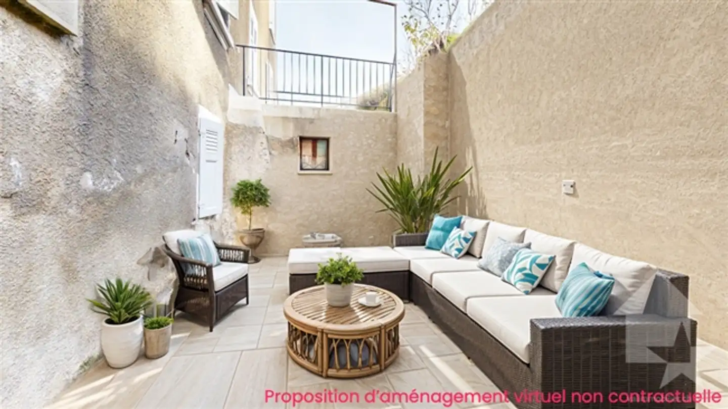 Apartment for sale - 1907 Saxon