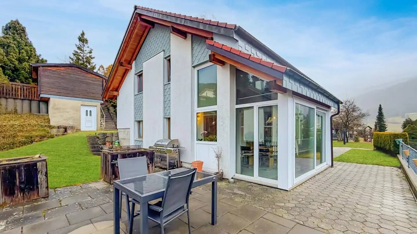 Einfamilienhaus kaufen - 2738 Court