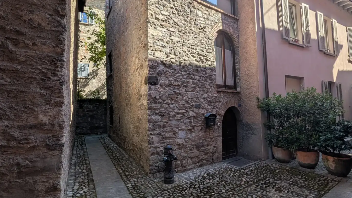 Apartment for rent - 6816 Bissone