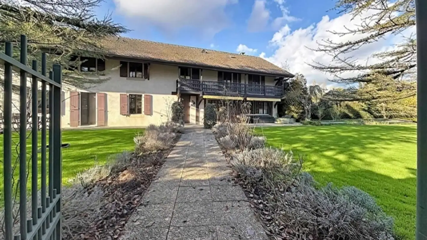 Single house for sale - 1276 Gingins