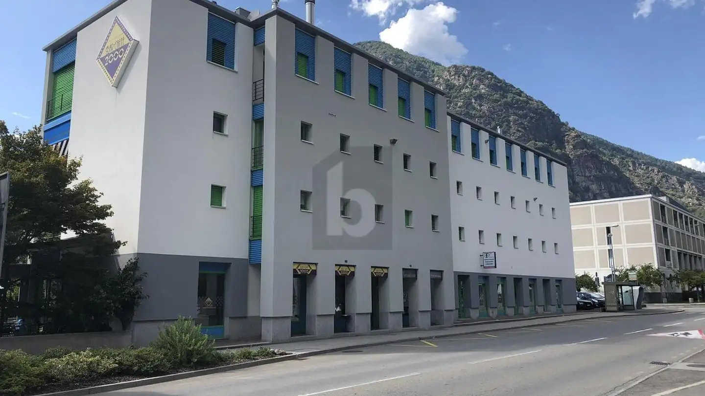 Geschäft mieten - 6710 Biasca