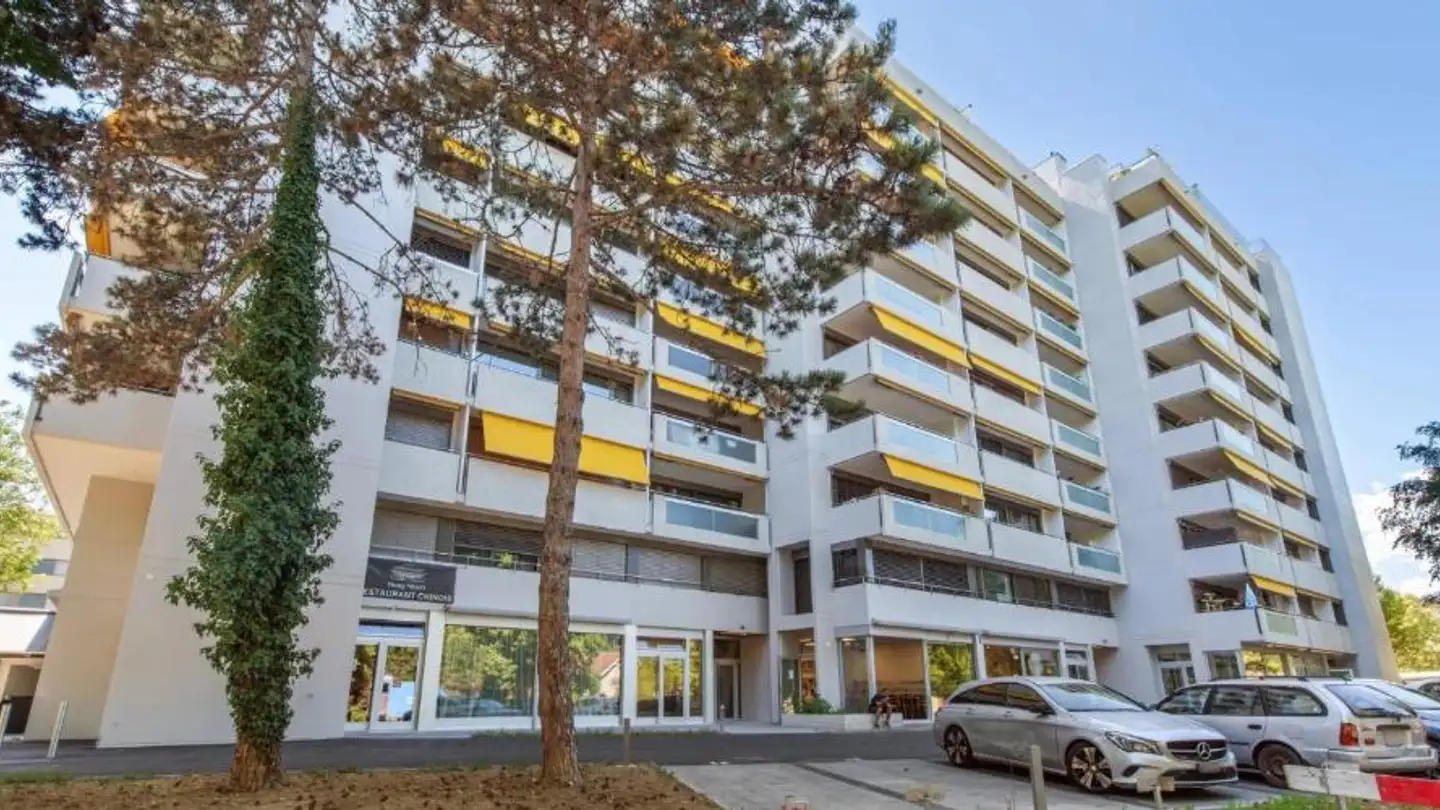 Outdoor parking space for rent - 1290 Versoix