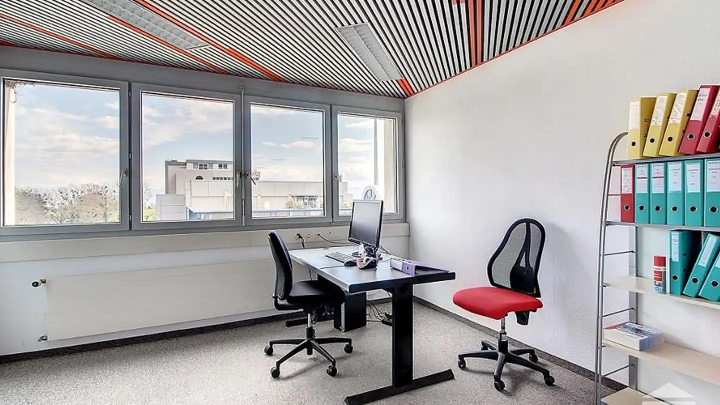 Bureau à louer - Route De Saint-Cergue 297, 1260 Nyon