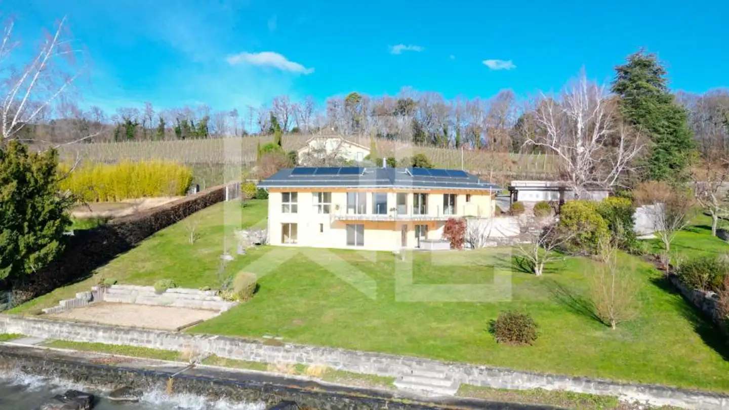 Single house for rent - 1166 Perroy