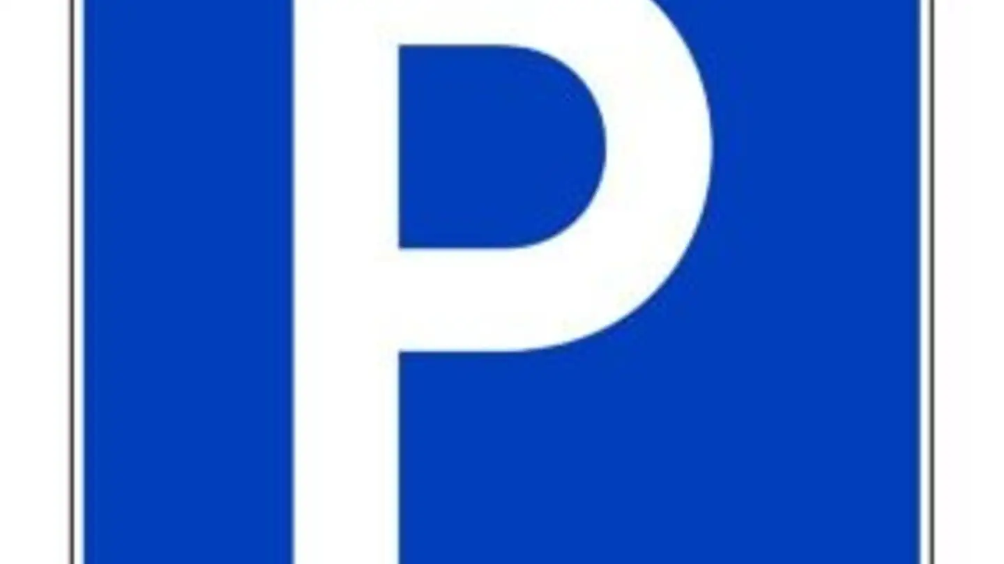 Place de parking extérieure à louer - Moosmattstrasse, 6331 Hünenberg