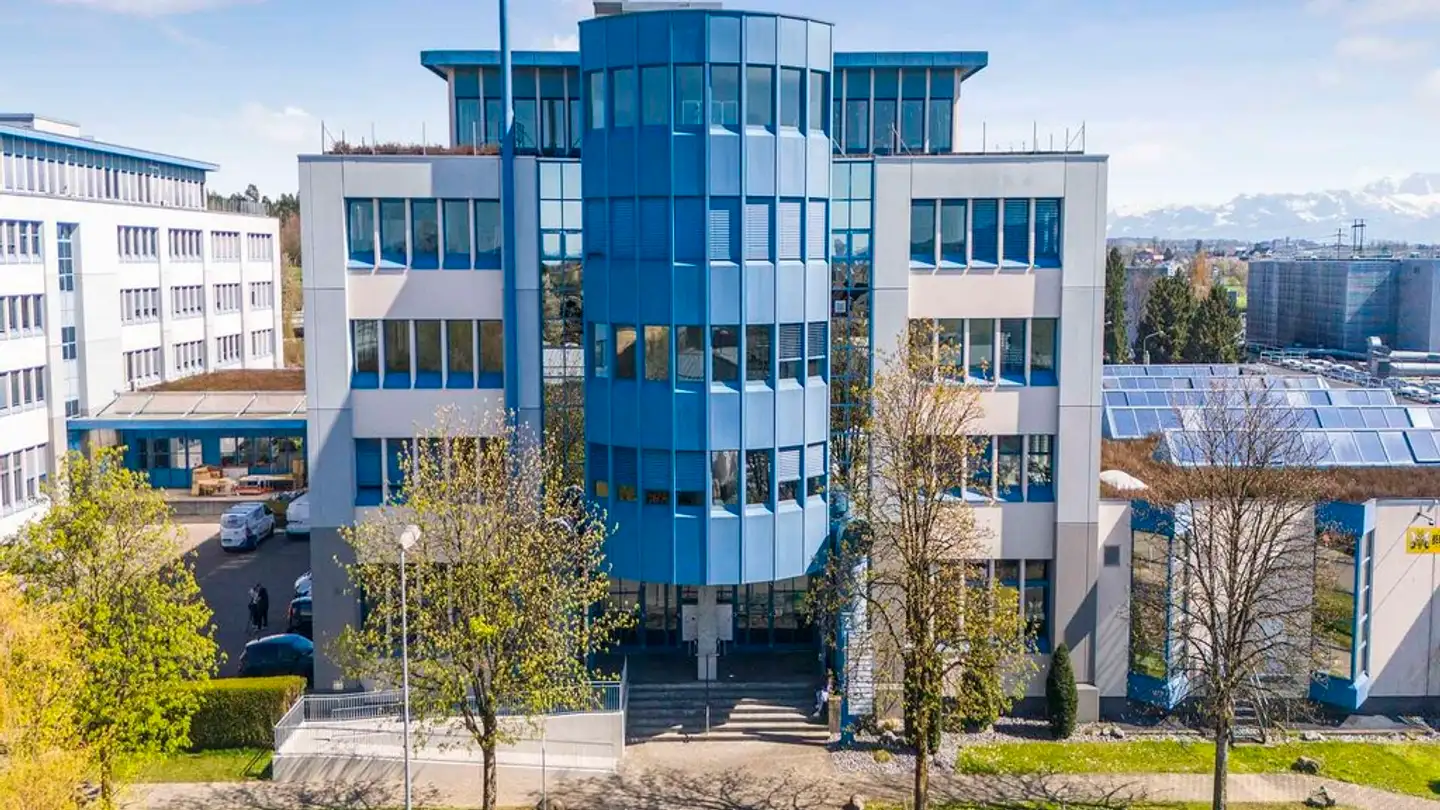 Bürofläche mieten - Chriesbaumstrasse 2, 8604 Volketswil