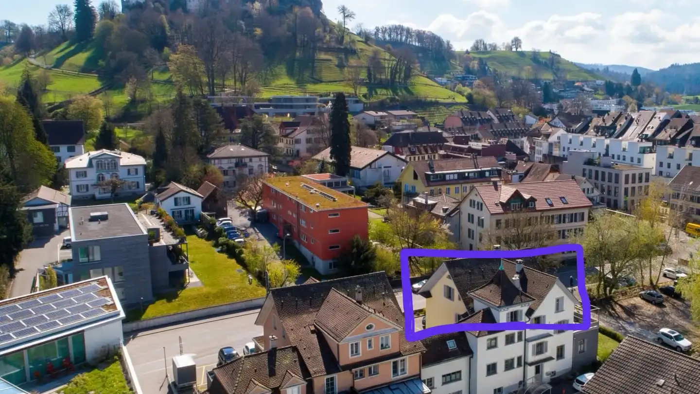 Dachgeschosswohnung mieten - Niederlenzerstrasse 21, 5600 Lenzburg