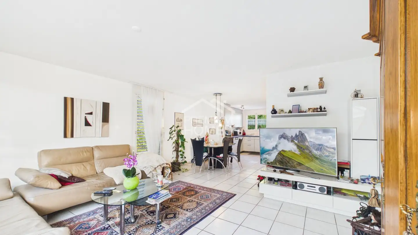 Row house for sale - 4153 Reinach BL
