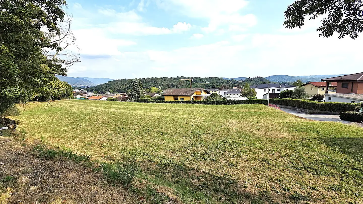 Terreno edificabile in vendita - Via Luigi Giudici, 6864 Arzo