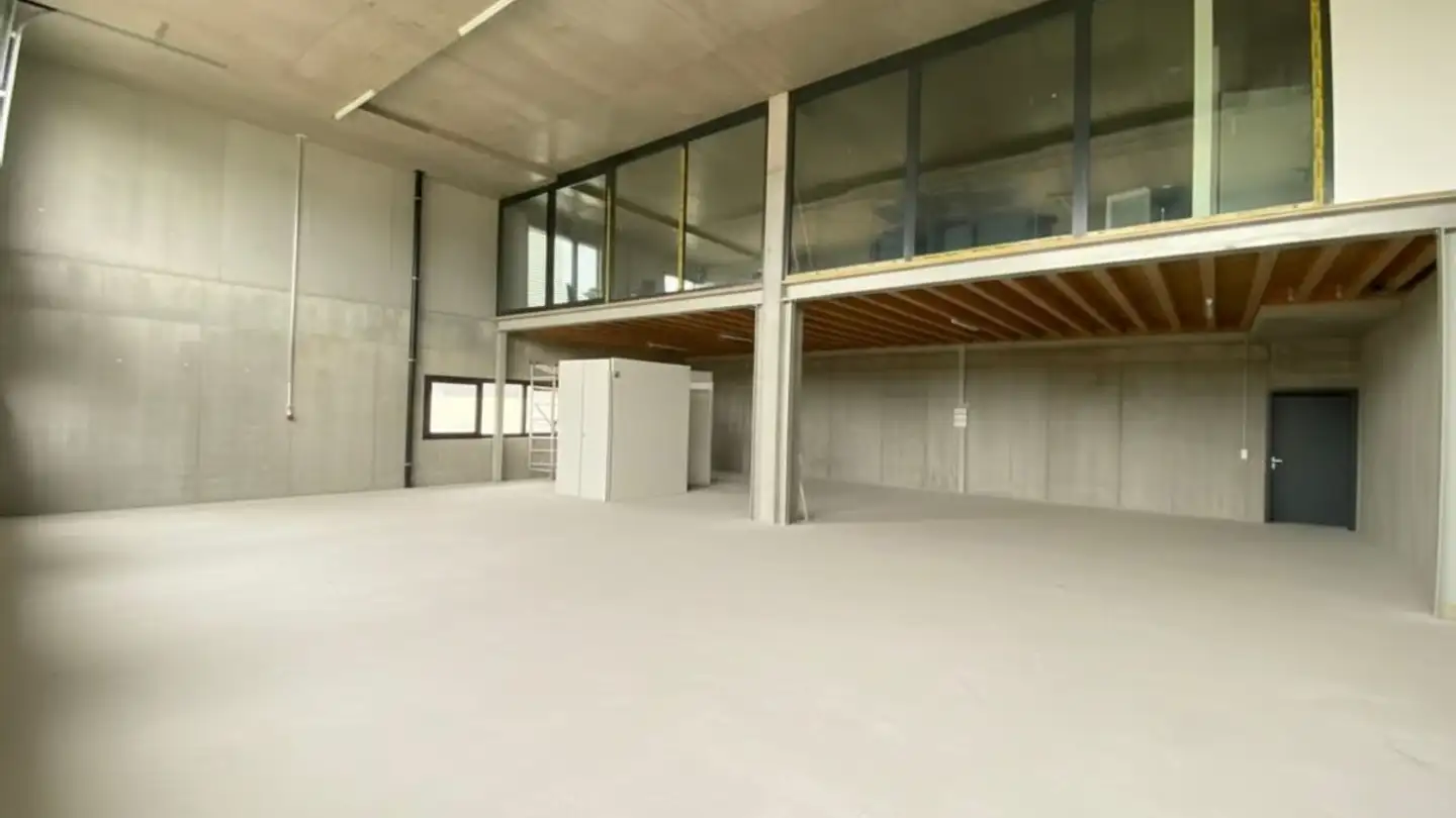 Industrial property for rent - 1566 St-Aubin FR