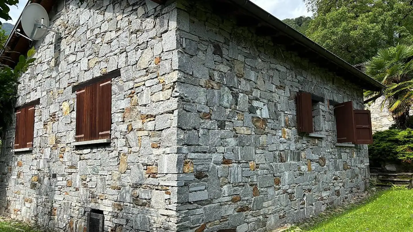 Casa singola in vendita - Via Giovanni Genucchi, 6723 Castro - Photo 4