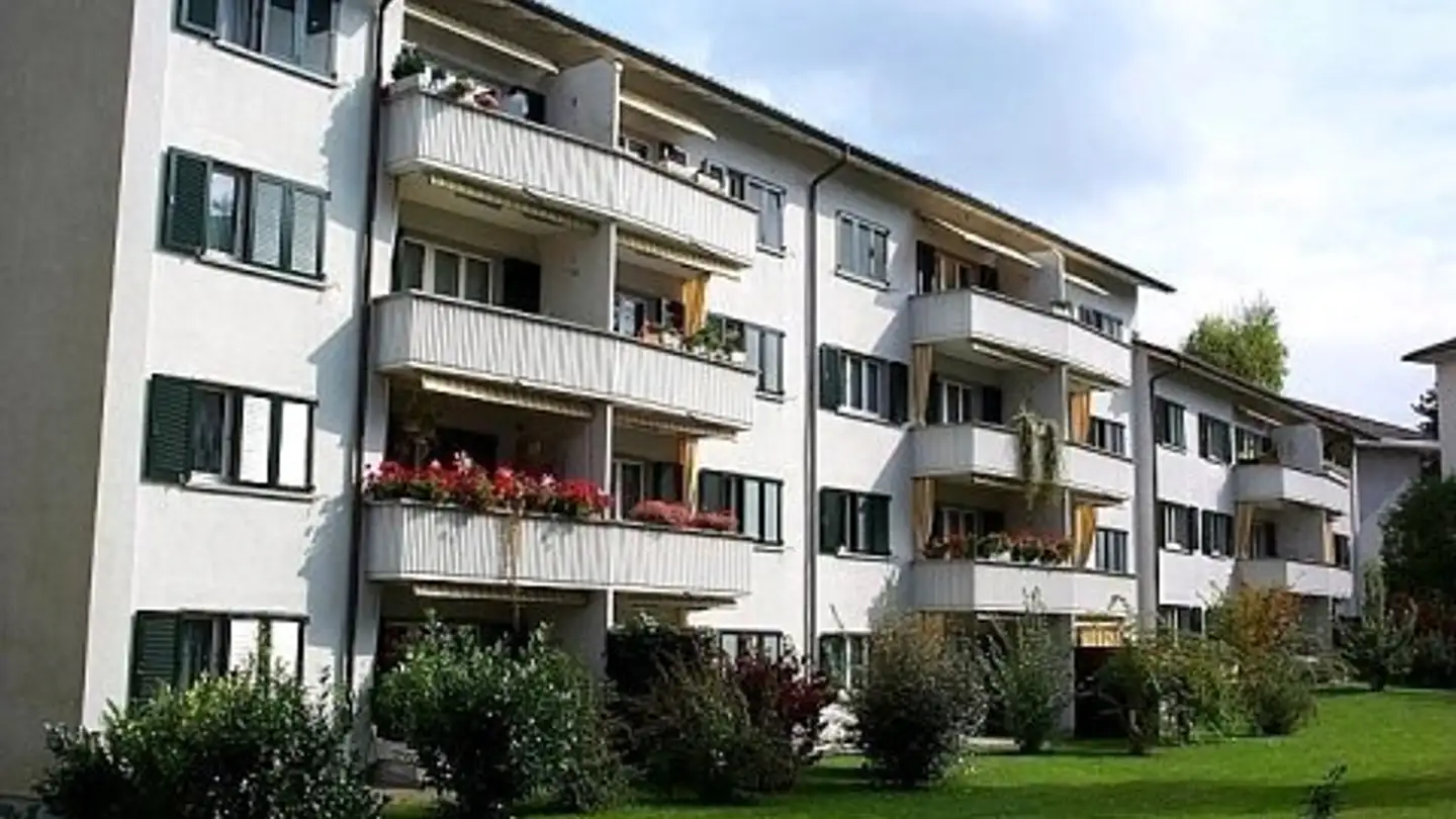Place de parking souterraine à louer - Freiestrasse 71, 8952 Schlieren
