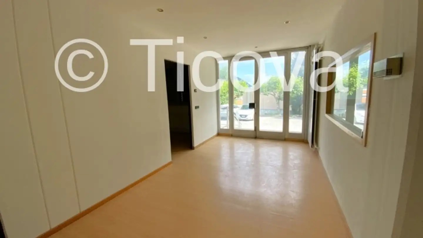 Office space for rent - 6850 Mendrisio - Photo 2