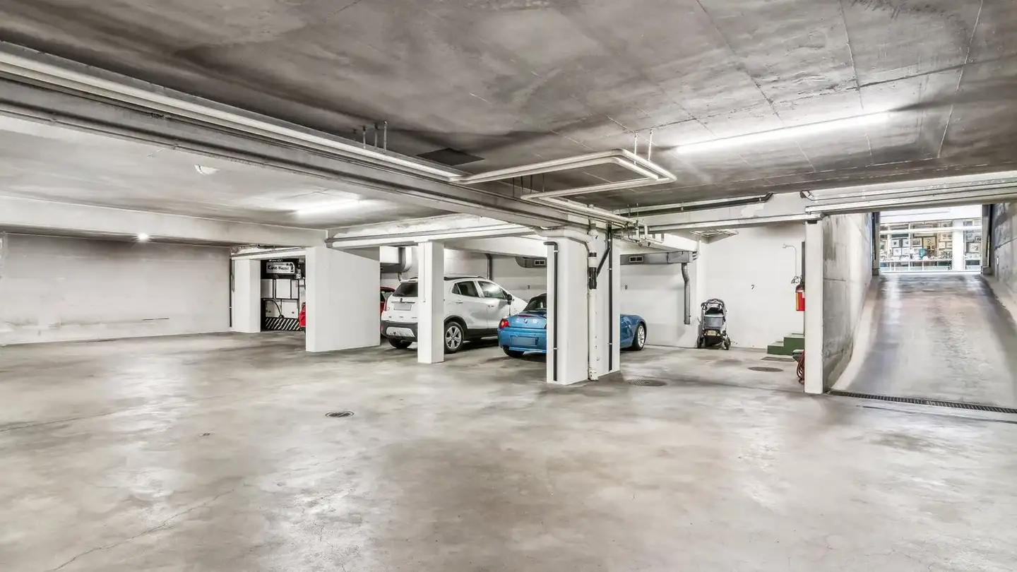 Underground parking space for rent - Hegenheimerstrasse 11, 4055 Basel