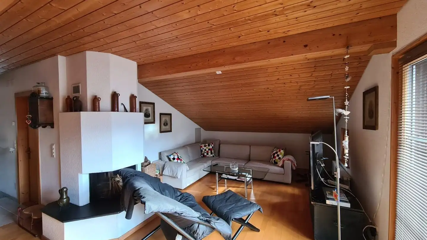 Dachgeschosswohnung mieten - Dörfli 20, 8777 Betschwanden - Foto 2