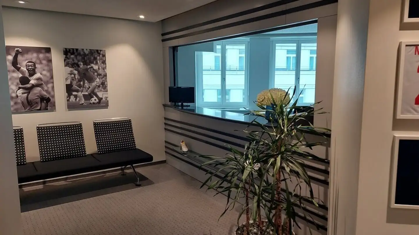 Office space for rent - Nüschelerstrasse 45, 8001 Zürich - Photo 2