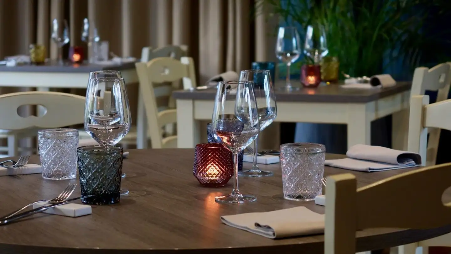 Ristorante in affitto - Viale Stefano Franscini 40, 6900 Lugano - Photo 2