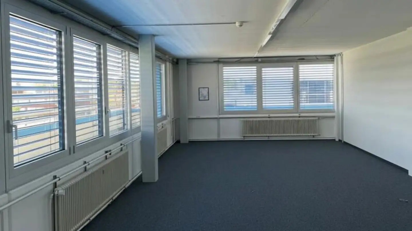Bureau à louer - Alte Lyss-Strasse 12, 3270 Aarberg