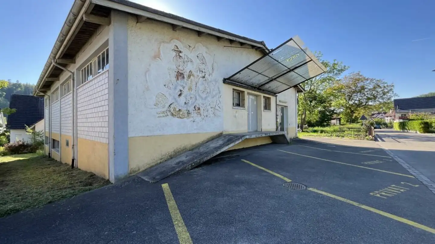 Storage space for rent - Friedhofstrasse 10, 8192 Glattfelden