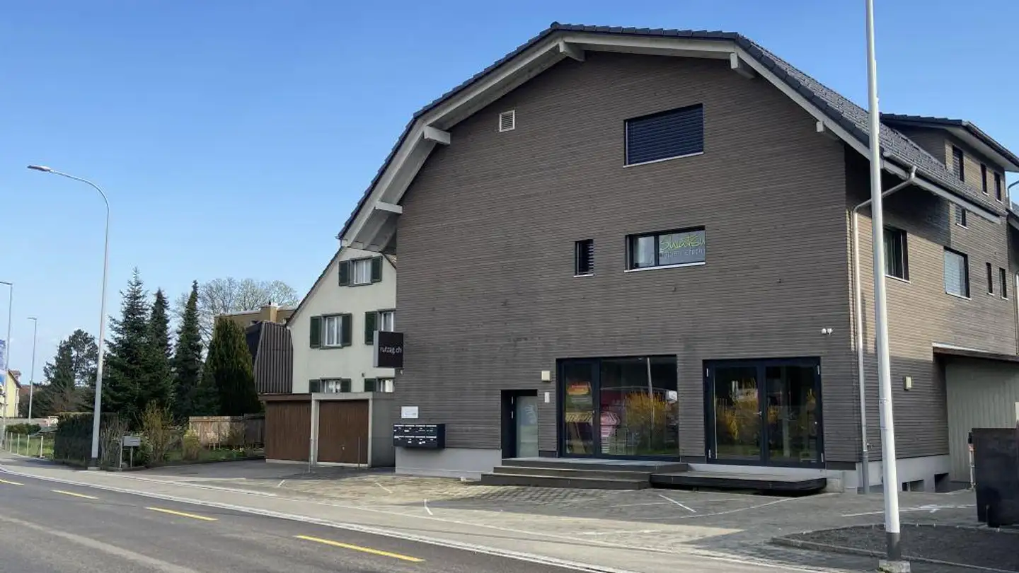 Commercial for rent - Aarauerstrasse 27, 5102 Rupperswil - Photo 2