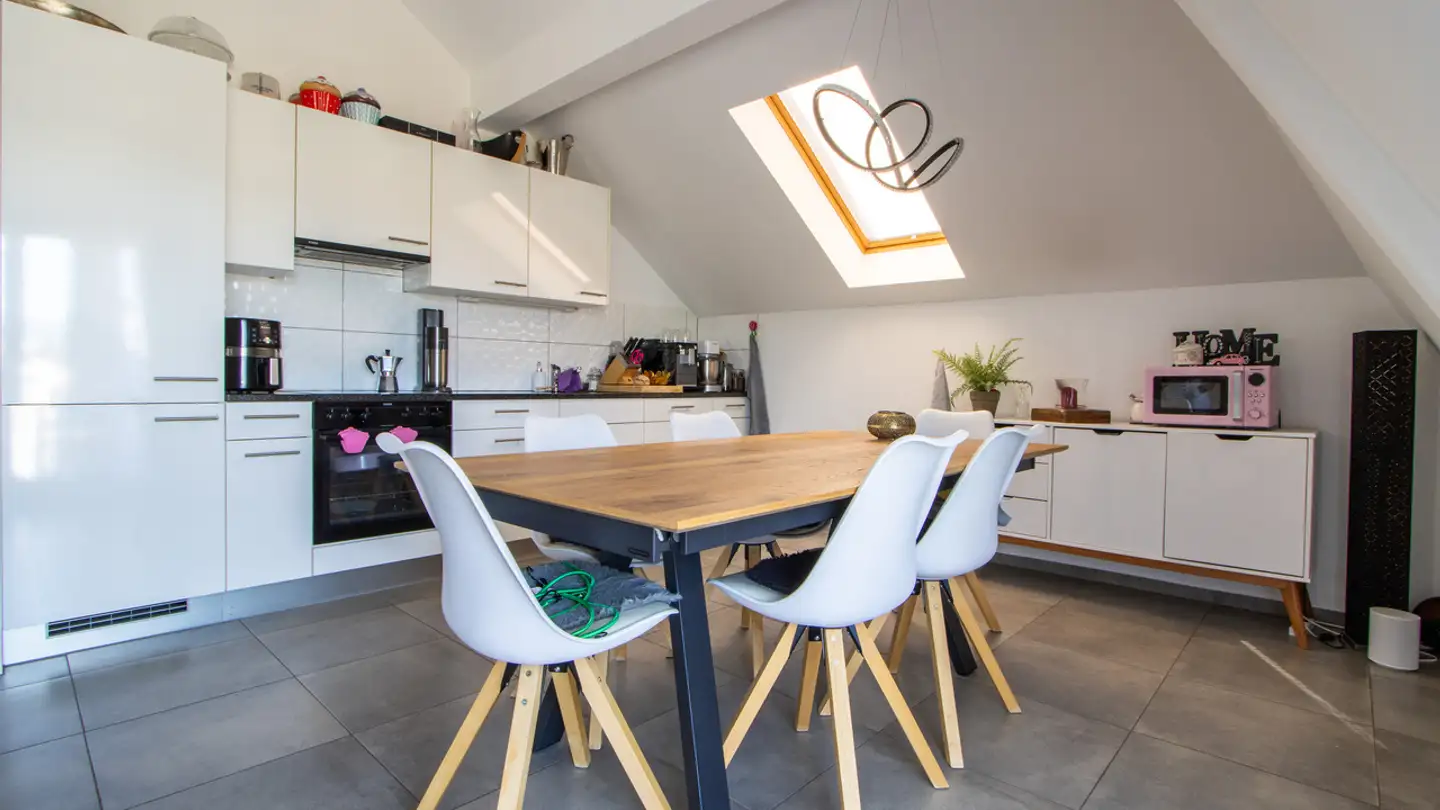 Dachgeschosswohnung mieten - Bernstrasse, 3250 Lyss - Foto 3