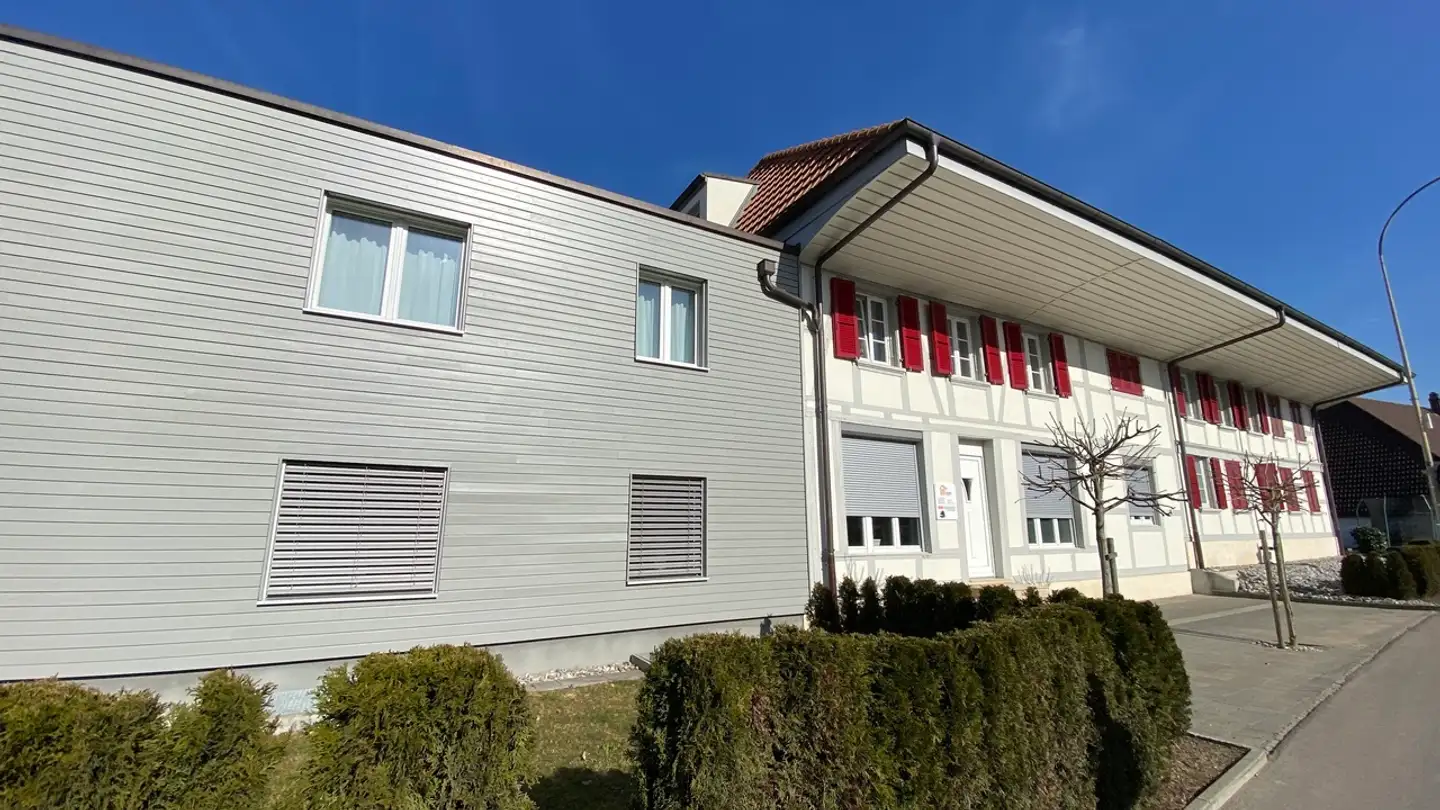 Dachgeschosswohnung mieten - Bernstrasse, 3250 Lyss