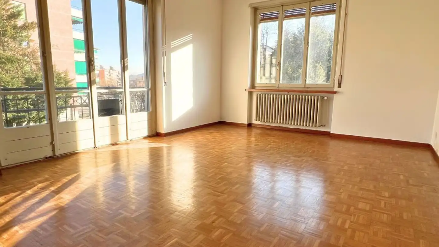 Mixed-use building for sale - Viale Attilio Tarchini 13, 6828 Balerna - Photo 2