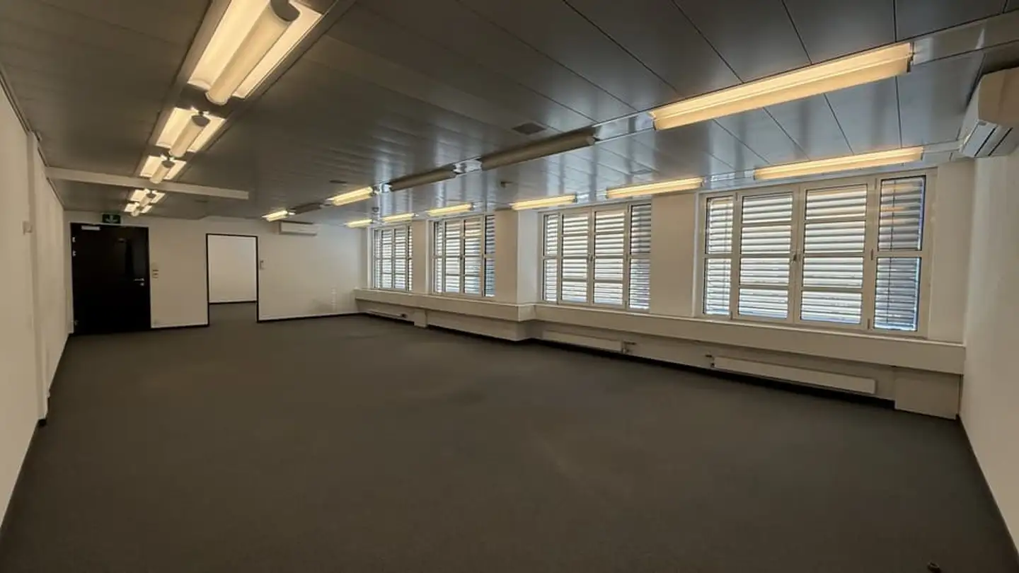 Commercial for rent - Sebastiansplatz 4, 3900 Brig