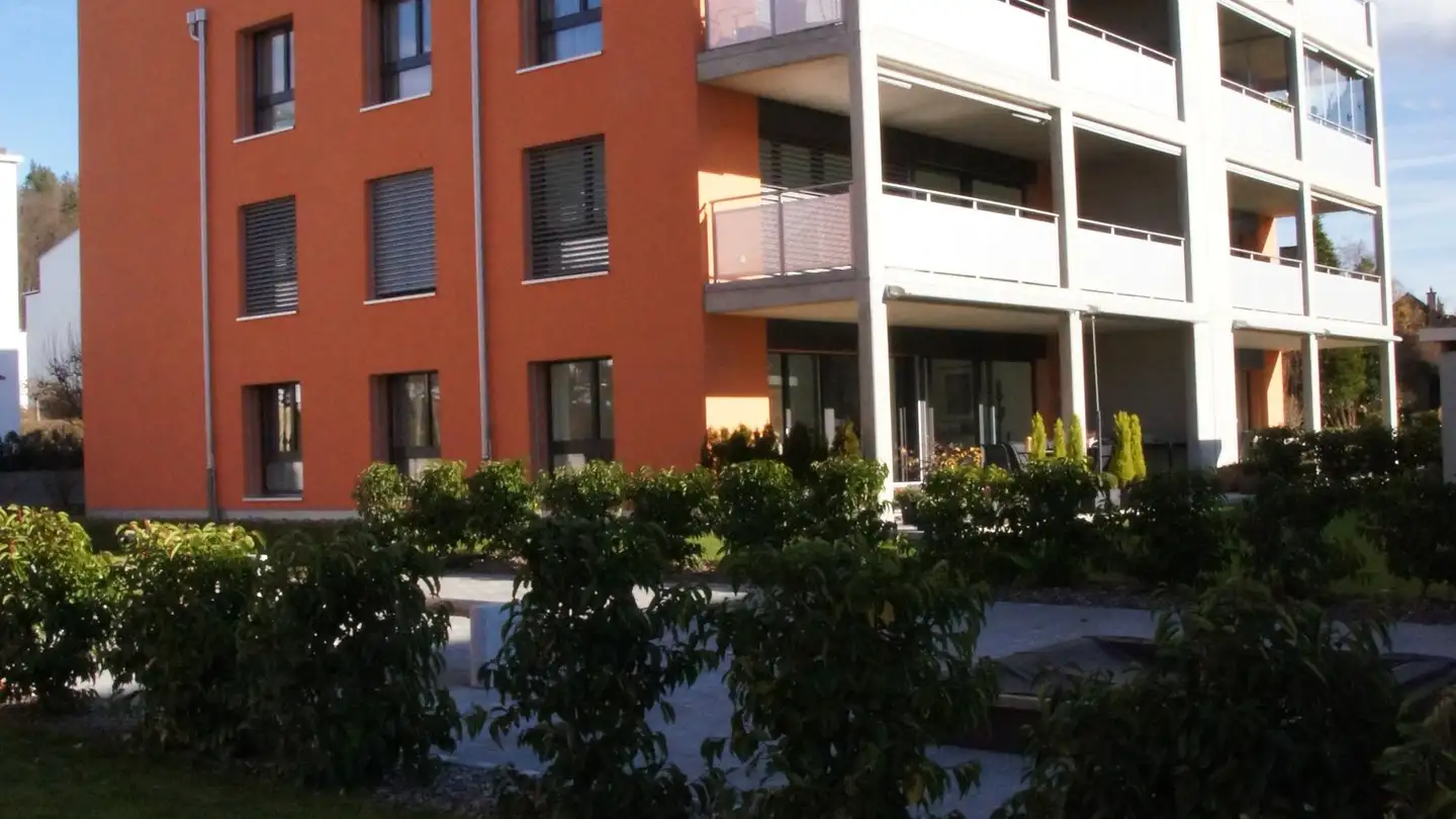 Attique à louer - Grundstrasse 6, 8320 Fehraltorf - Photo 2