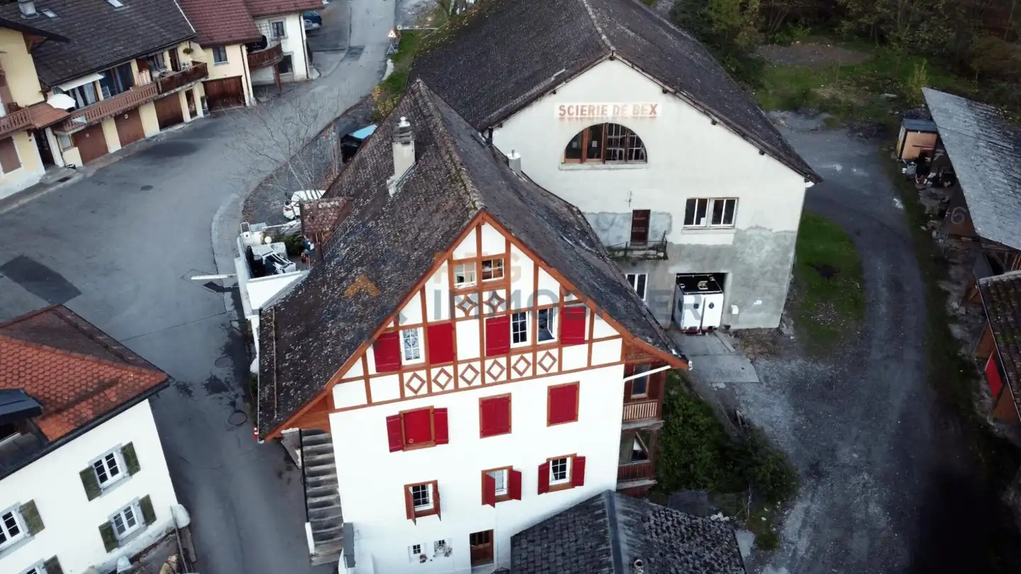 Mischgenutztes Gebäude kaufen - 1880 Bex