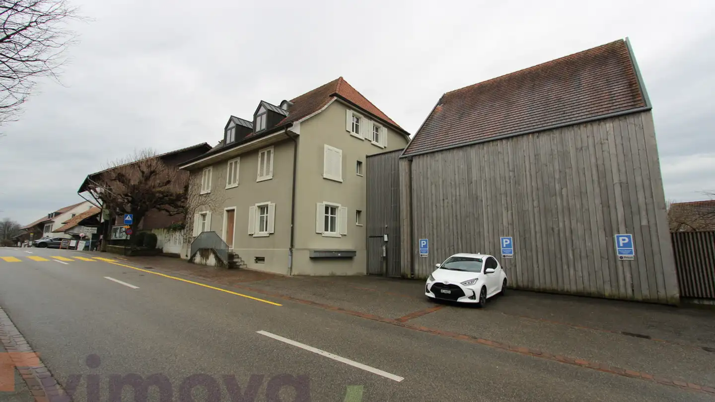 Edificio residenziale in vendita - Hauptstrasse 43, 4105 Biel-Benken BL