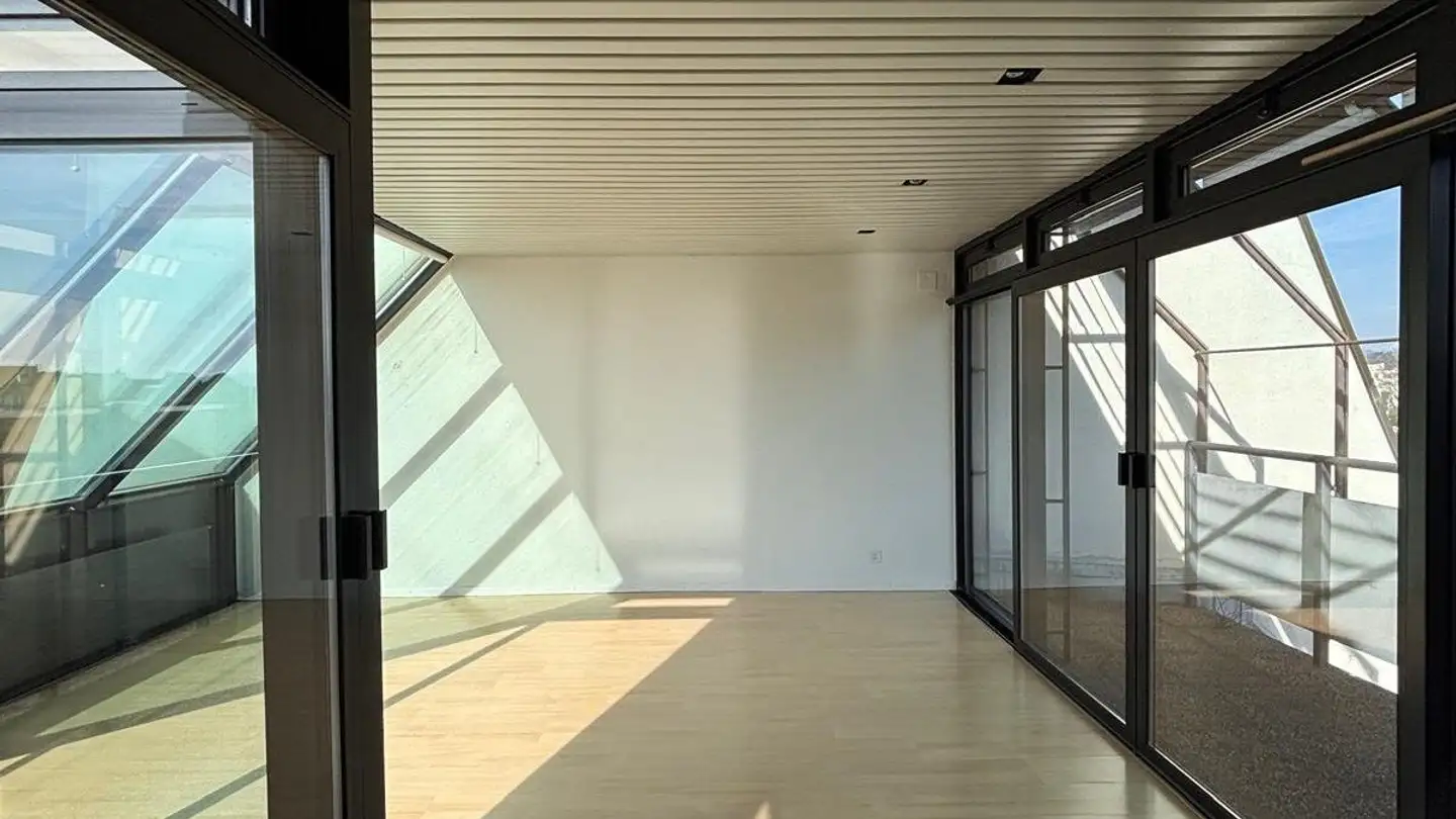 Attic flat for rent - Obere Bahnhofstrasse 40, 8640 Rapperswil SG - Photo 2