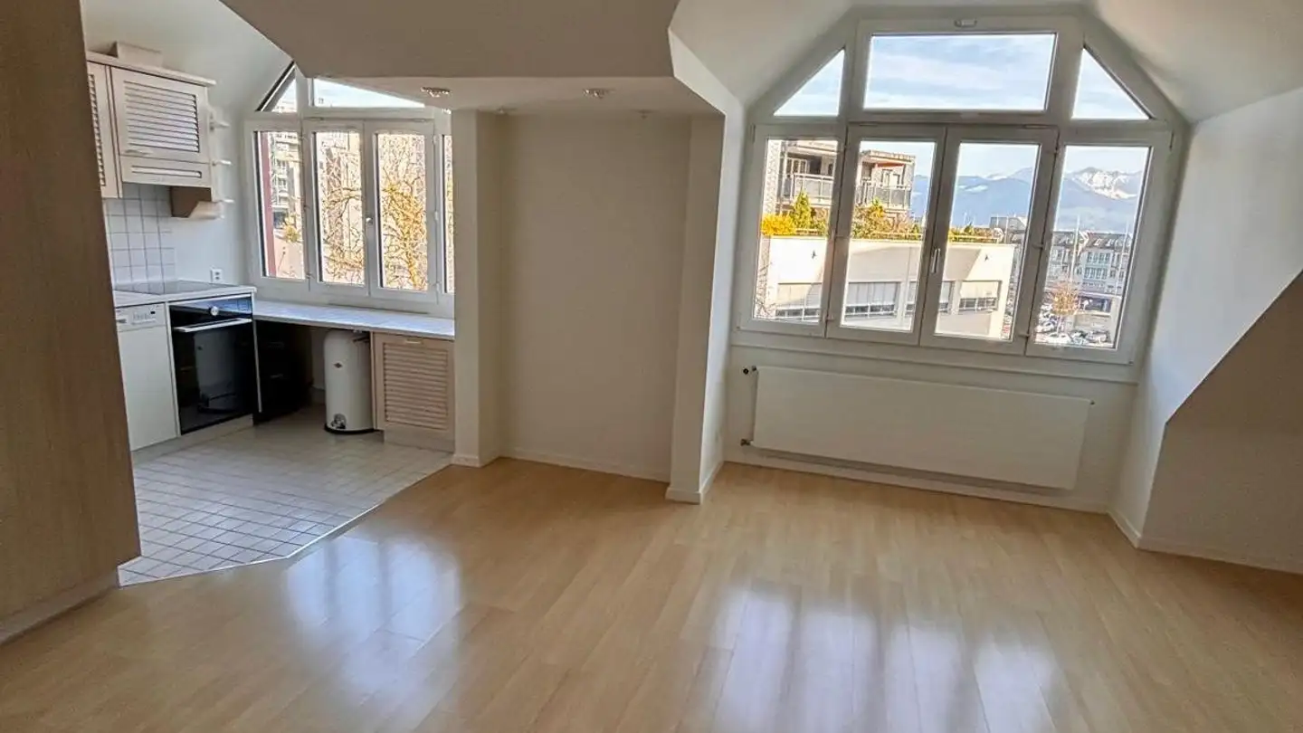Attic flat for rent - Obere Bahnhofstrasse 40, 8640 Rapperswil SG - Photo 3