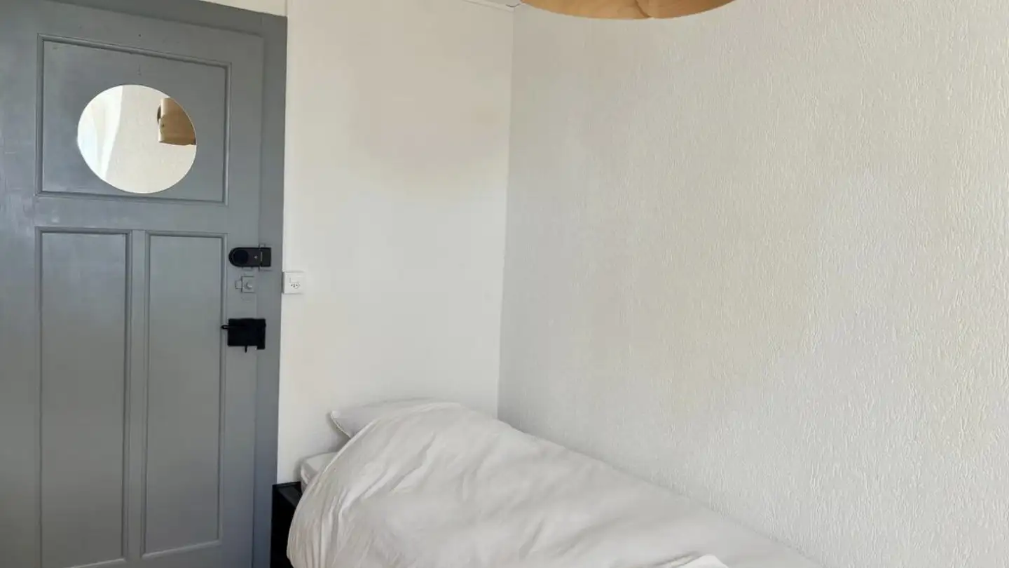 Apartment for rent - Rue Abram-Louis-Breguet 14, 2000 Neuchâtel - Photo 2