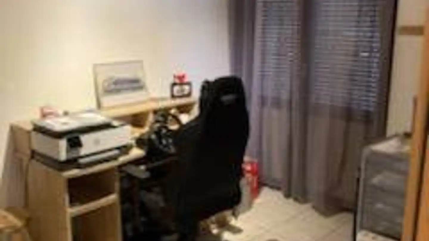 Apartment for rent - 2742 Perrefitte - Photo 2