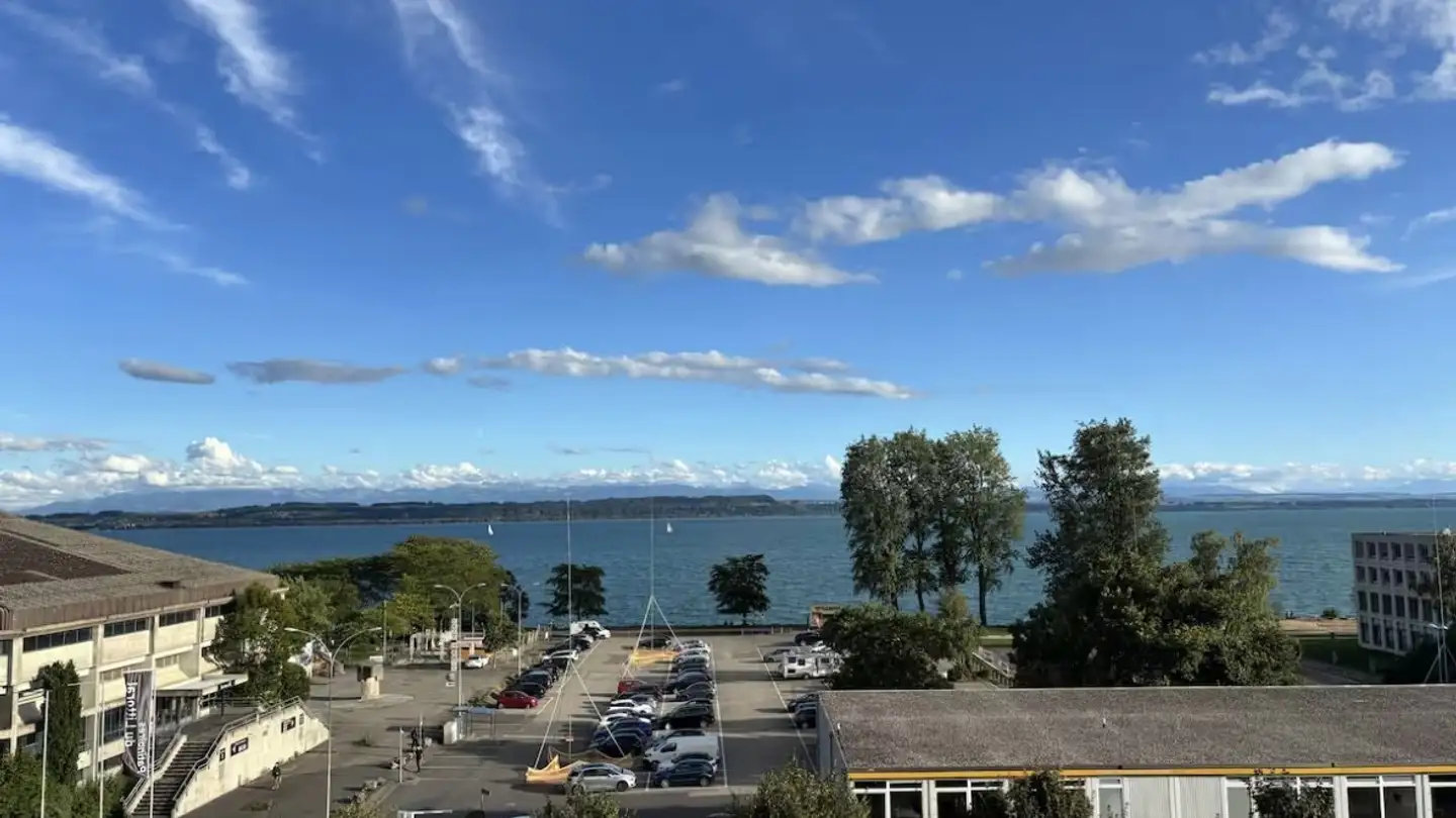 Apartment for rent - Rue Abram-Louis-Breguet 14, 2000 Neuchâtel - Photo 4