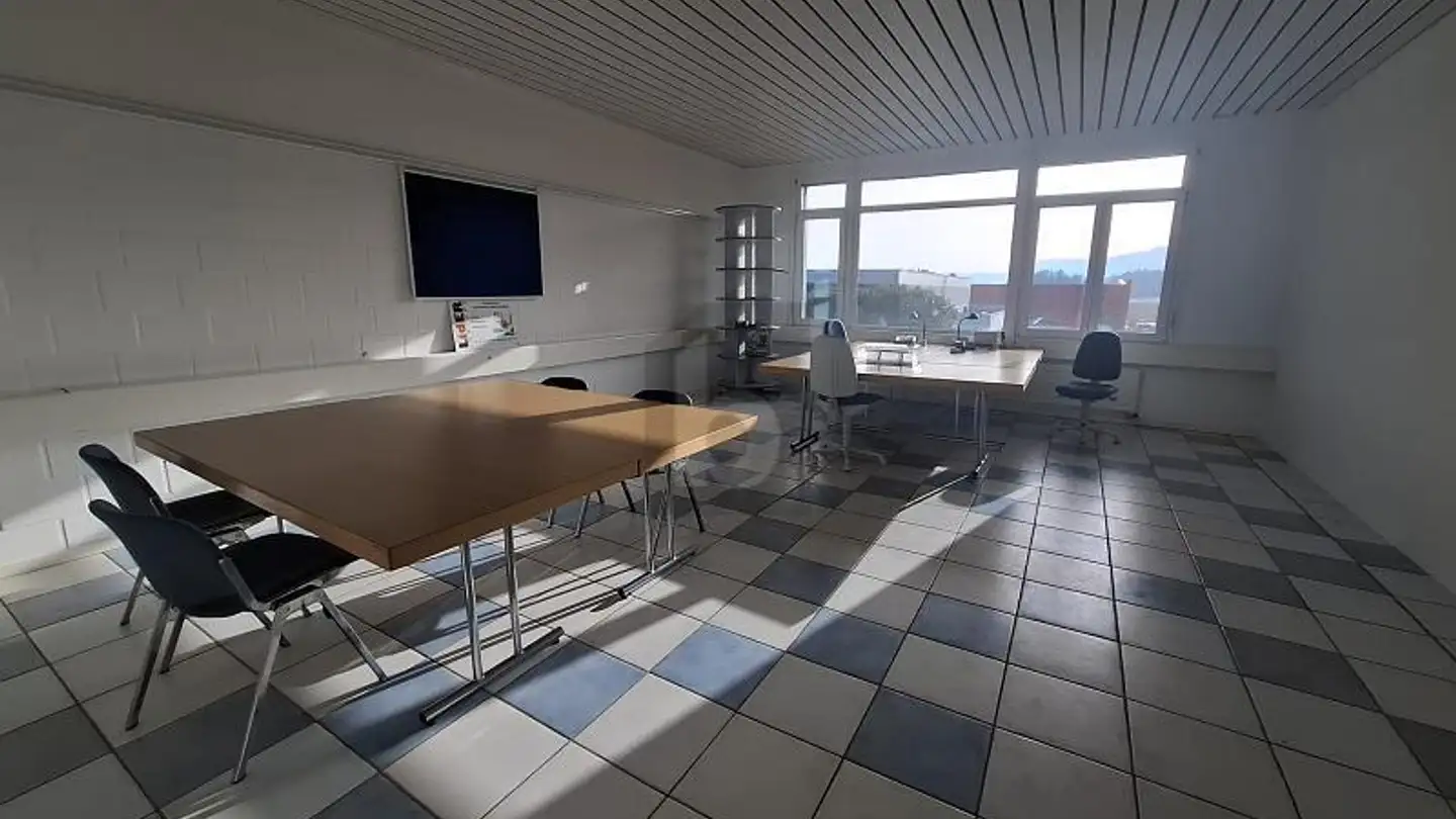 Office space for rent - 2855 Glovelier - Photo 3